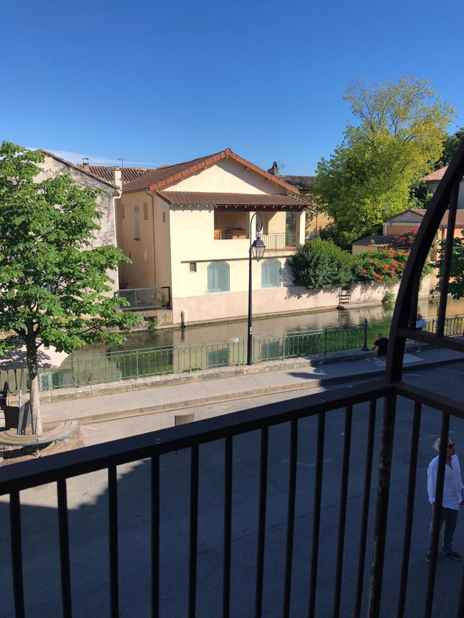 13 Quai Jean Jaures Apartment LʼIsle-sur-la-Sorgue Exterior foto